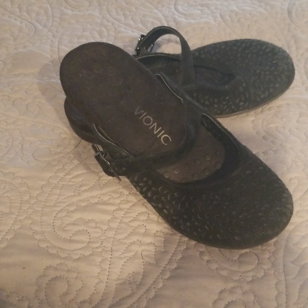 Vionic Black Mules